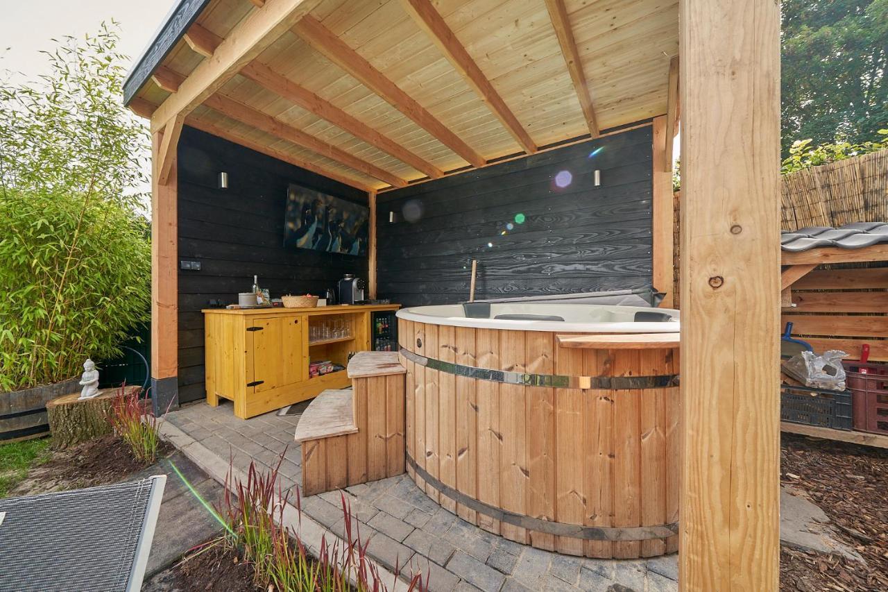 Bed and Breakfast B B Huize Hooijer Beekbergen Esterno foto
